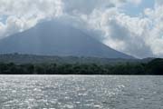Vulkán Concepción, ostrov Omotepe, jezero Nicaragua.