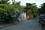 ulice ve městě Moyogalpa, ostrov Omotepe.