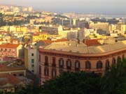 Hlavní město Sardinie Cagliari.