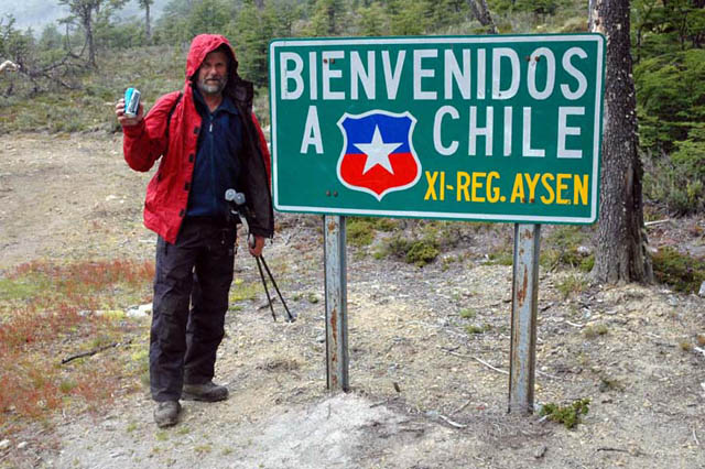 Zelená hranice mezi Chile a Argentinou. (foto: Zbyněk Straník)