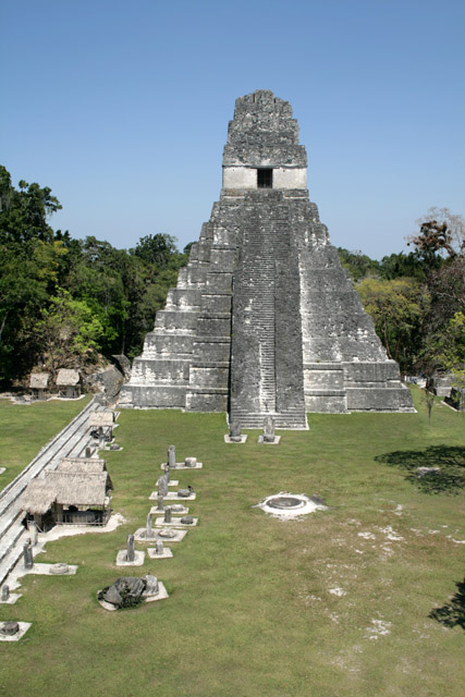 Maysk msto Tikal, Gran Plaza.