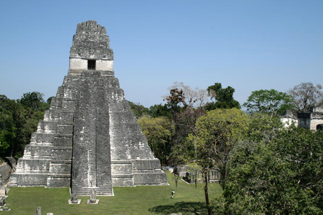 Maysk msto Tikal, Gran Plaza.