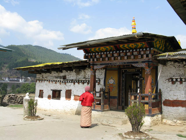 Tradin bhtnsk architektura. dol Phobjikha (Phobjikha Valley).