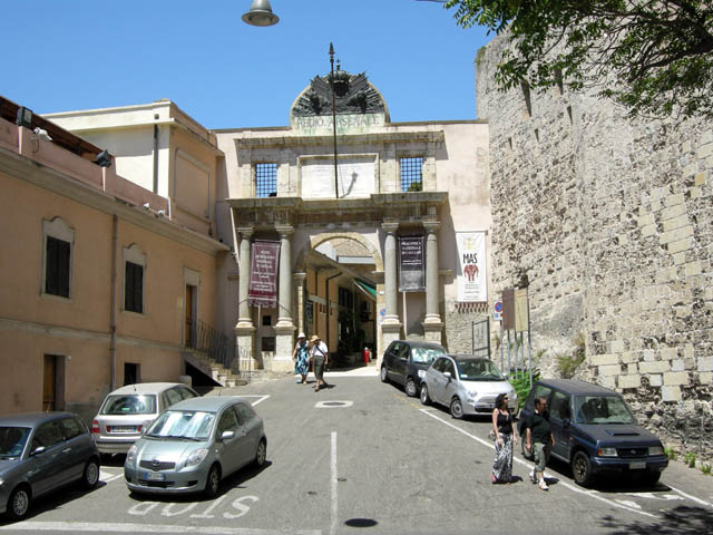 Hlavn msto Sardinie Cagliari.