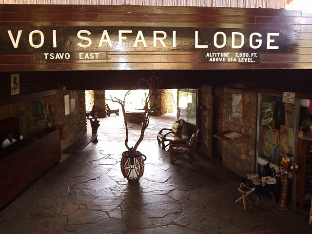 Voi Safari Lodge - nrodn park Tsavo east, Kea.